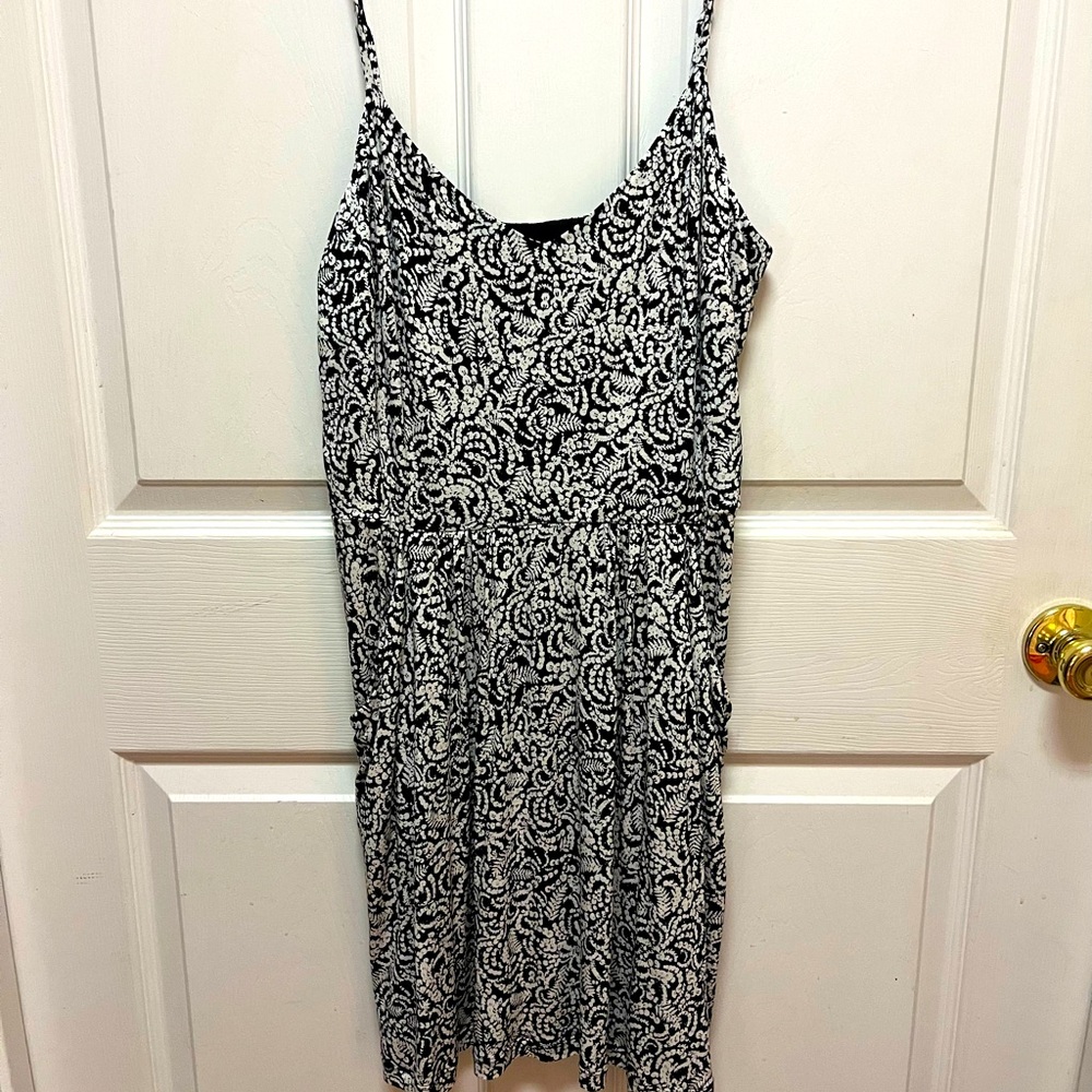 NWT Ann Taylor LOFT Sundress with pockets size M